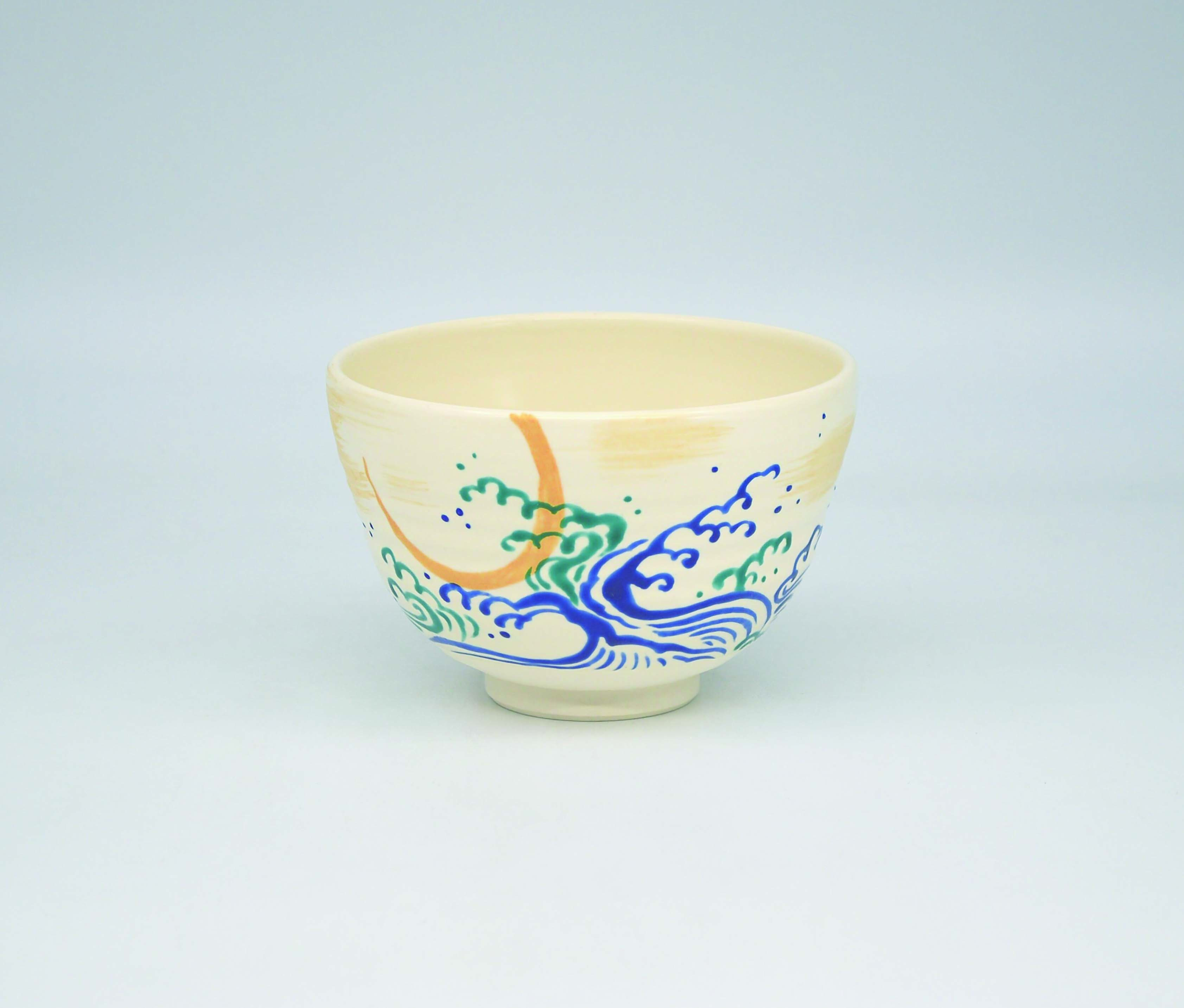 茶碗　白釉　波に三日月　水出宋絢　化粧箱