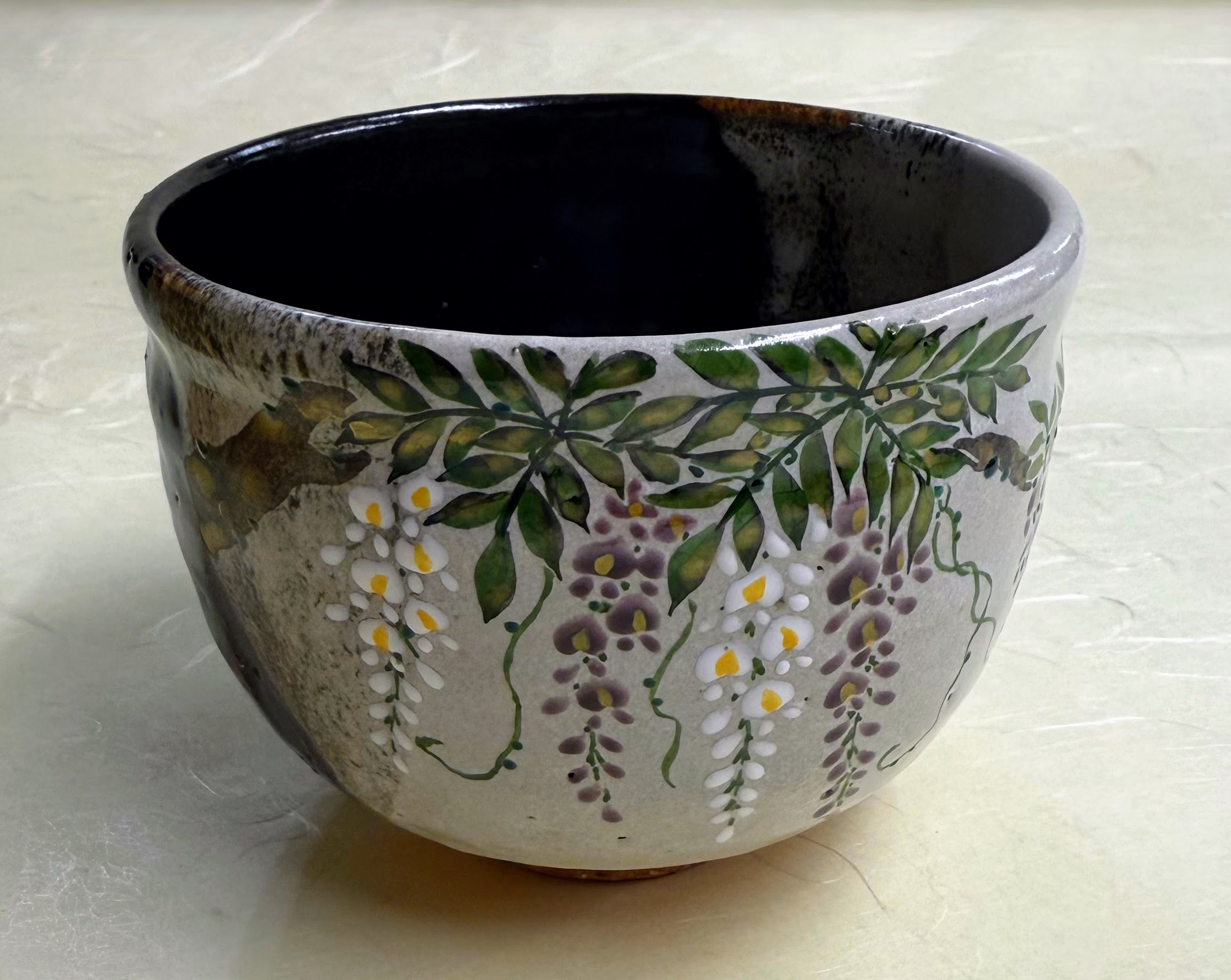 茶碗　灰釉掛分　藤絵　中村良ニ作　桐箱