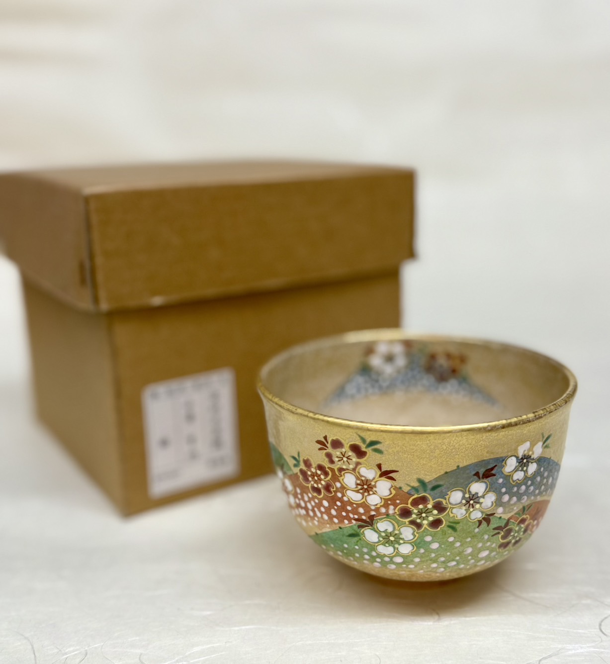 ◆古物◆茶碗　金砂子　桜　小倉亨　桐箱