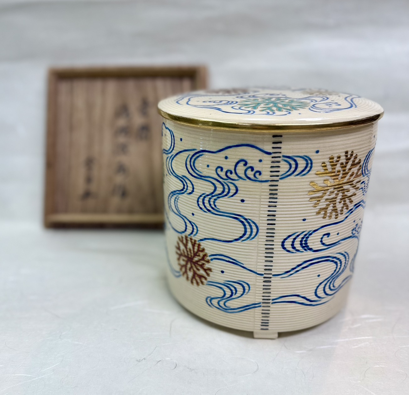 水指　海松貝蒔絵　和田桐山　淡々斎箱